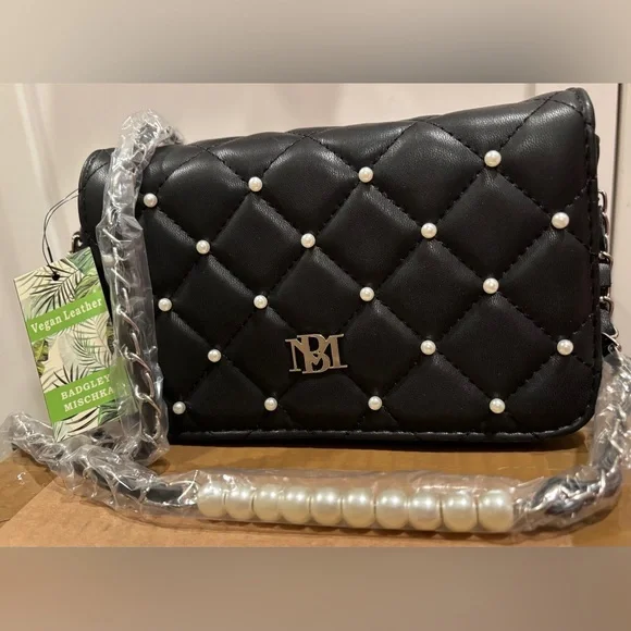 NWT Badgley Mischka Diamond Quilted Crossbody - Picture 2 of 10